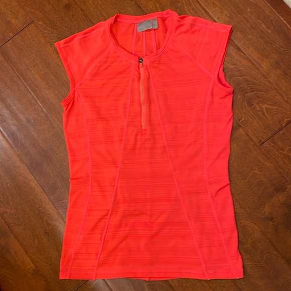 Athleta sz M bright coral colored cap sleeve athletic top - Picture 1 of 6